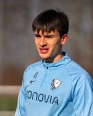 必赢体育-罗马诺：科隆与波鸿U19中卫达布罗夫斯基达成签约协议