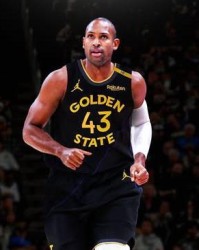 勇士连追霍福德+利拉德！金州变养老院？库里冲第五冠太难了